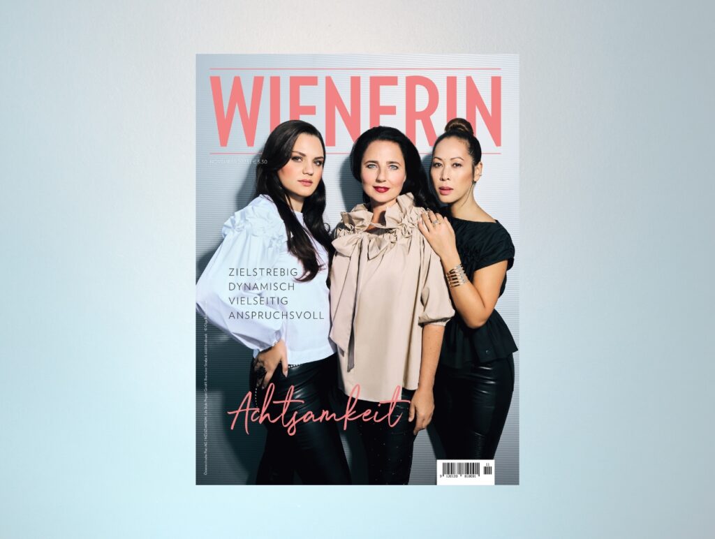 Ina Jovanovic, Nadja Maleh und Miriam Hie posieren in Blusen von Armagentum