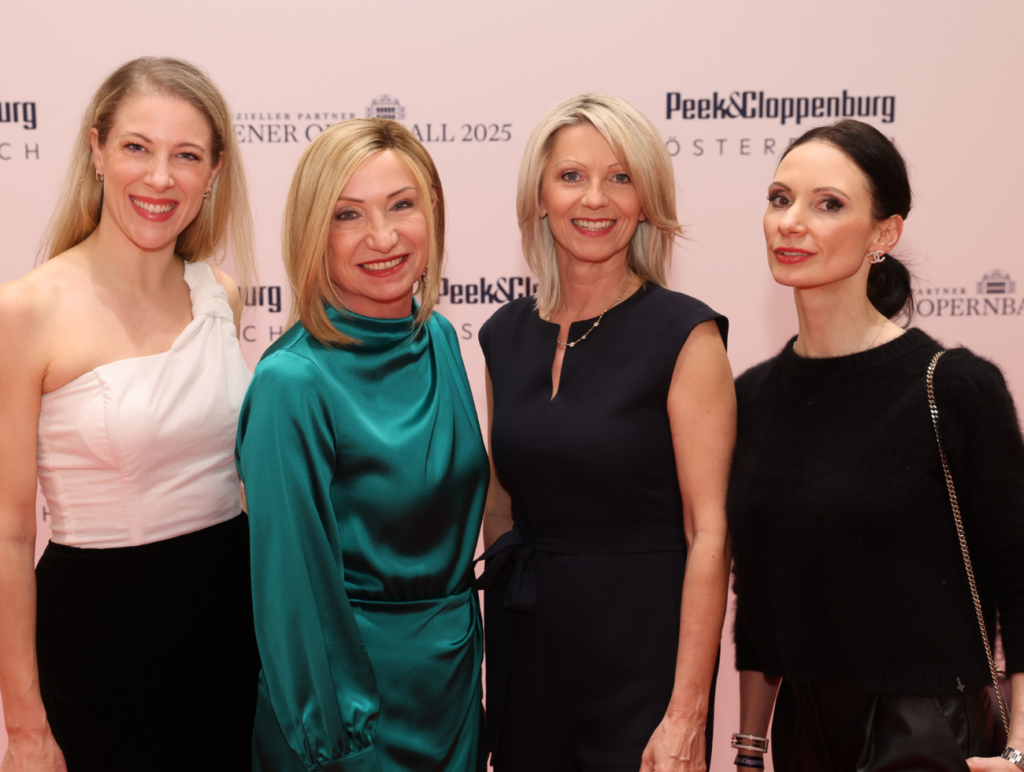 Maria Angelini-Santner, Susanne Athanasiadis, Martina Dutzler (CFO P&C) und Liudmila Konovalova © Katharina Schiffl