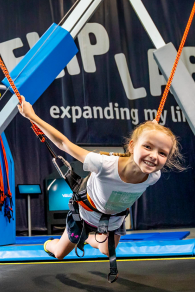 Gewinne-mit-dem-FLIP-LAB-SommerCamp-ein-betreutes-Ferienerlebnis-f-r-Kids