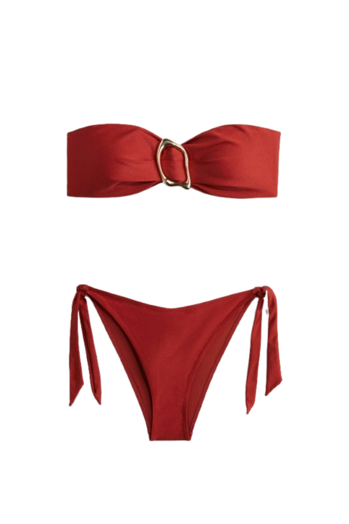 Beachwear Trend 2025: Metall Details. Bikini von H&M, Top um € 9,99 und Slip um € 9,99