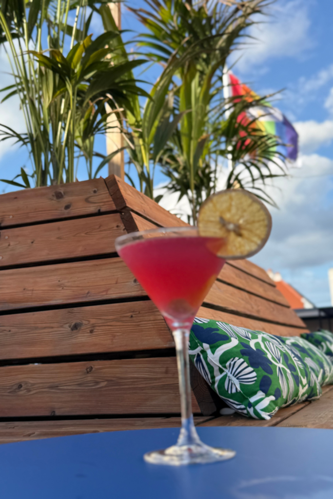 Mango Sky Bar