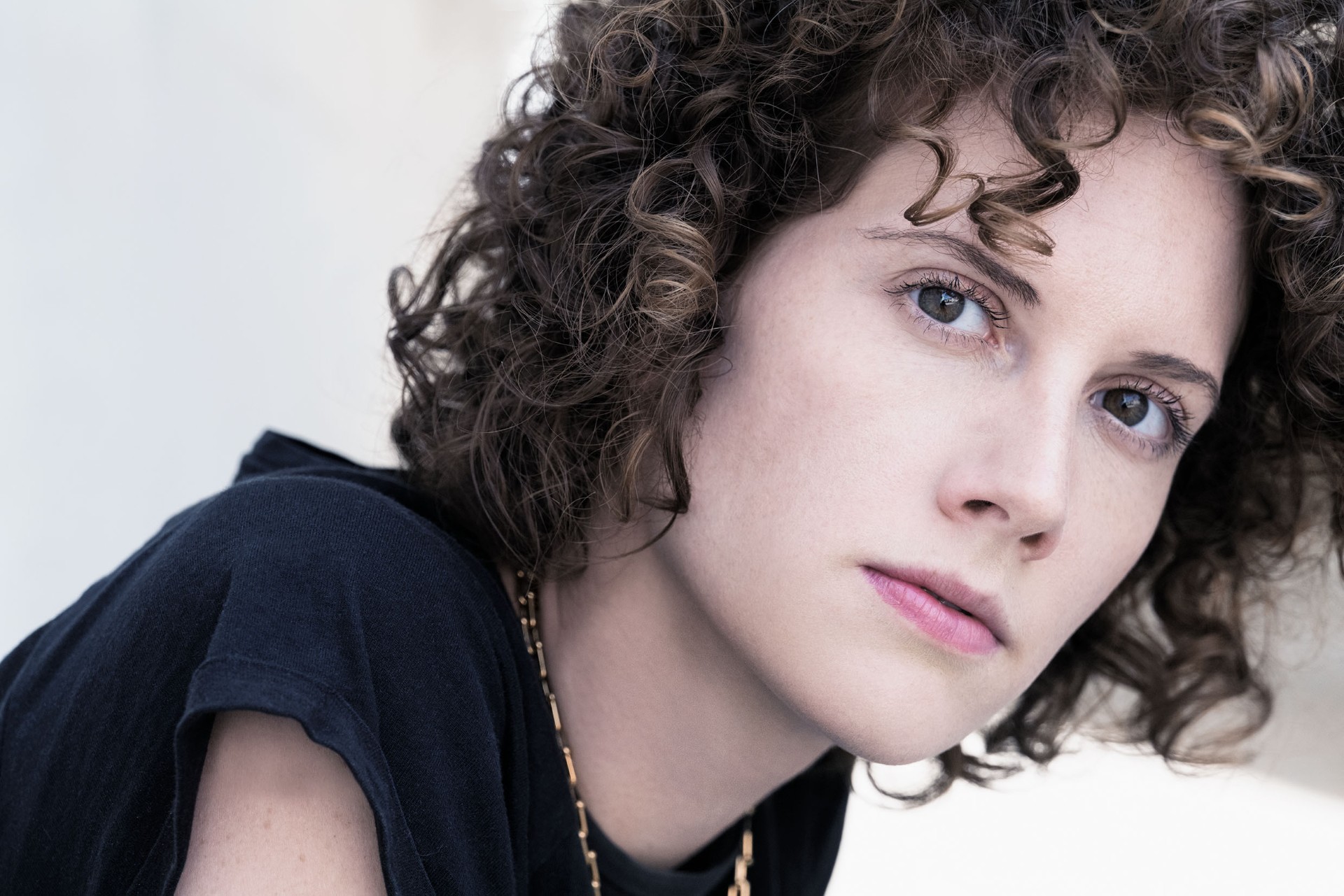 Portrait von Julia Riedler