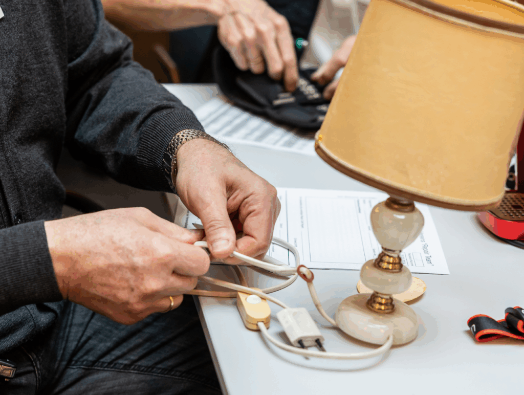Repair Café Pop-Up bei Helvetia